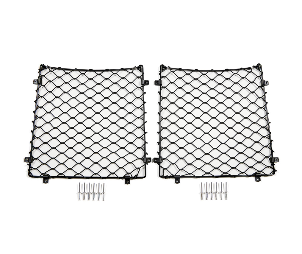 Luggage net for rear doors